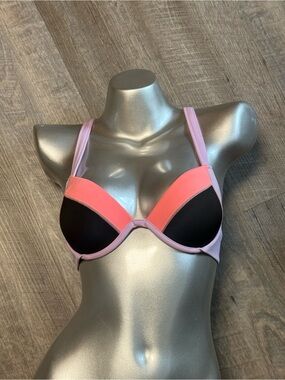 Victoria's Secret Pink Coral, Black & Light Pink Colorblock Bikini Top C1